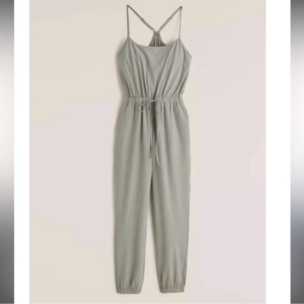 Abercrombie & Fitch Womens Medium Tall Traveler Jumpsuit Sleeveless Olive Green